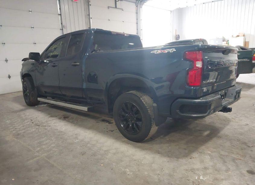 Photo 3 of 2020 Chevrolet Silverado 1500 4WD STANDARD BED CUSTOM (VIN 1GCRYBEK0LZ264390)