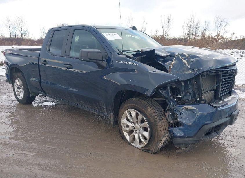 2021 Chevrolet Silverado 1500 4WD STANDARD BED CUSTOM (VIN 1GCRYBEK2MZ373502) main photo