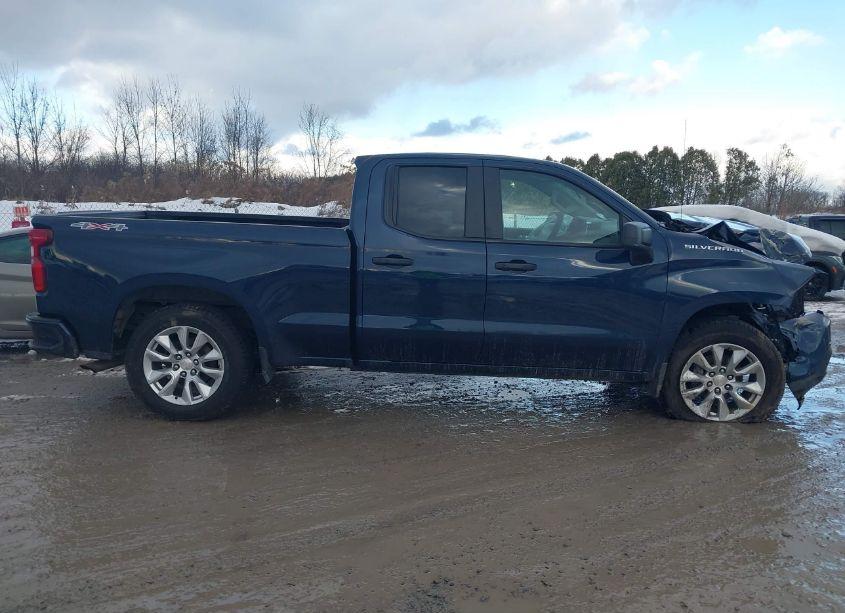 Photo 13 of 2021 Chevrolet Silverado 1500 4WD STANDARD BED CUSTOM (VIN 1GCRYBEK2MZ373502)