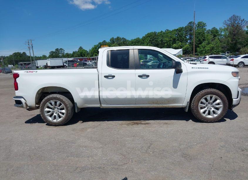 Photo 13 of 2022 Chevrolet Silverado 1500 LTD 4WD DOUBLE CAB STANDARD BED CUSTOM (VIN 1GCRYBEK2NZ216957)