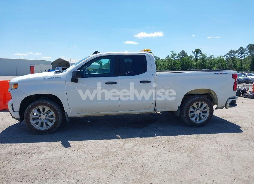 Photo 14 of 2022 Chevrolet Silverado 1500 LTD 4WD DOUBLE CAB STANDARD BED CUSTOM (VIN 1GCRYBEK2NZ216957)
