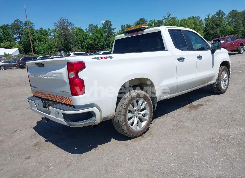 Photo 4 of 2022 Chevrolet Silverado 1500 LTD 4WD DOUBLE CAB STANDARD BED CUSTOM (VIN 1GCRYBEK2NZ216957)