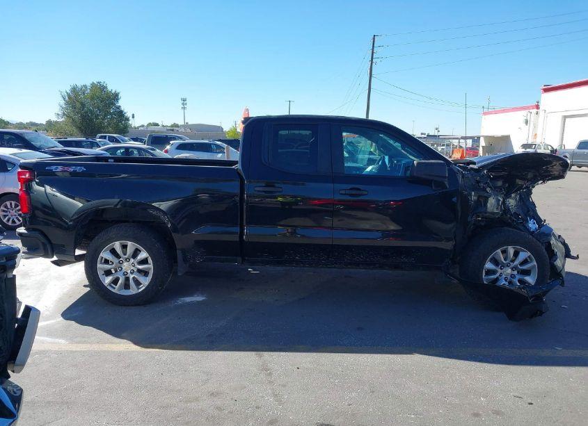 Photo 13 of 2020 Chevrolet Silverado 1500 4WD DOUBLE CAB STANDARD BED CUSTOM (VIN 1GCRYBEK3LZ278669)