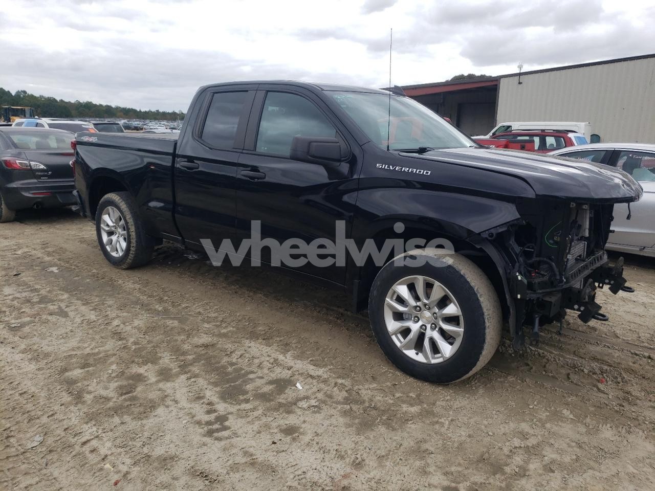 Photo 4 of 2021 CHEVROLET SILVERADO K1500 CUSTOM (VIN 1GCRYBEK5MZ204591)