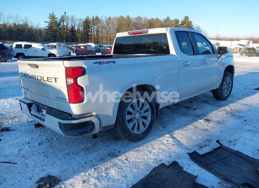 Photo 4 of 2020 Chevrolet Silverado 1500 4WD DOUBLE CAB STANDARD BED CUSTOM (VIN 1GCRYBEK7LZ289836)