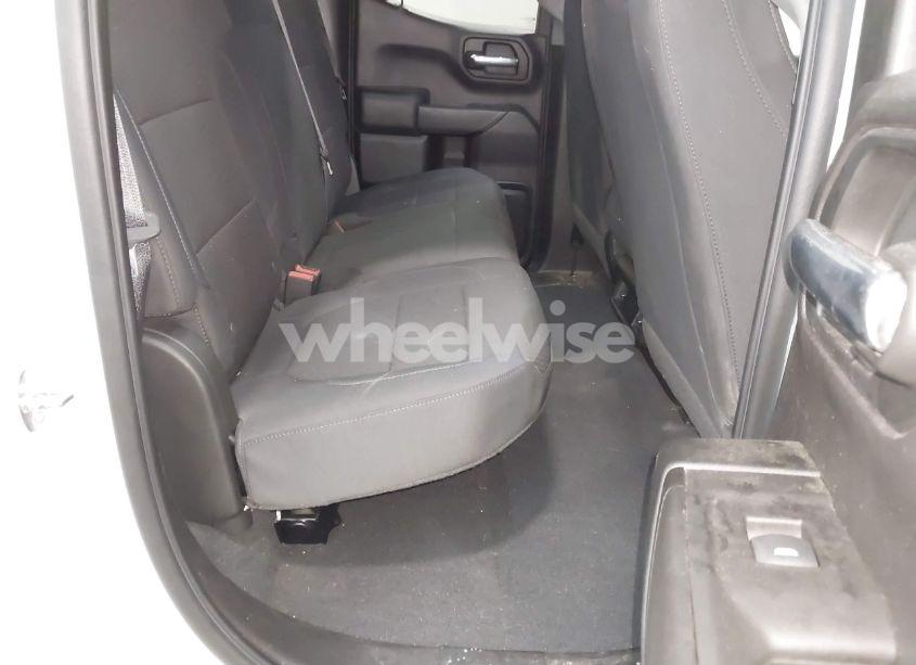 Photo 8 of 2021 Chevrolet Silverado 1500 4WD DOUBLE CAB STANDARD BED CUSTOM (VIN 1GCRYBEK7MZ361426)