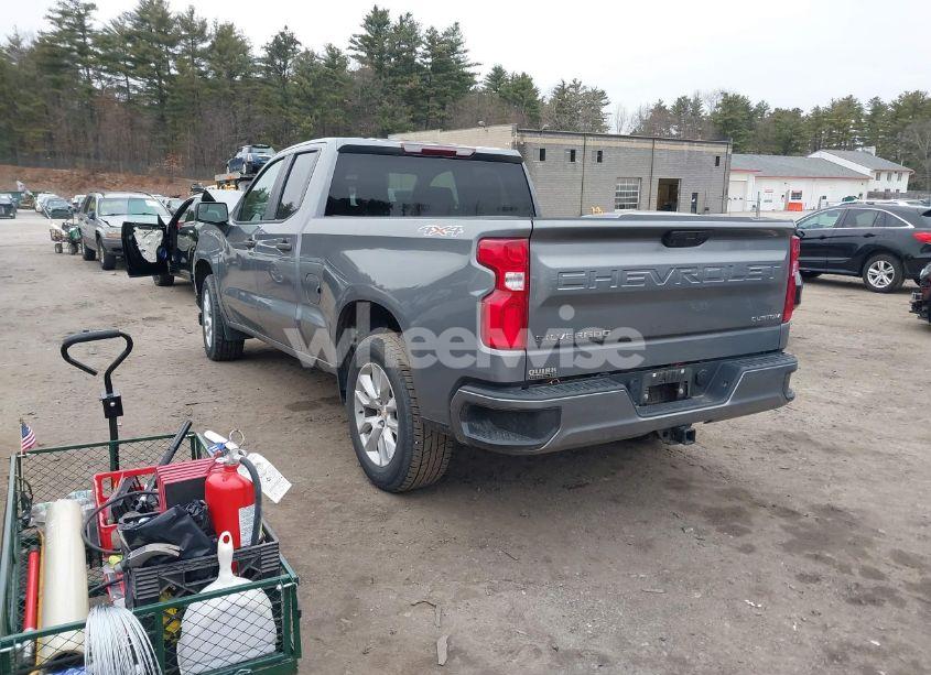 Photo 3 of 2022 Chevrolet Silverado 1500 LTD 4WD DOUBLE CAB STANDARD BED CUSTOM (VIN 1GCRYBEKXNZ184386)