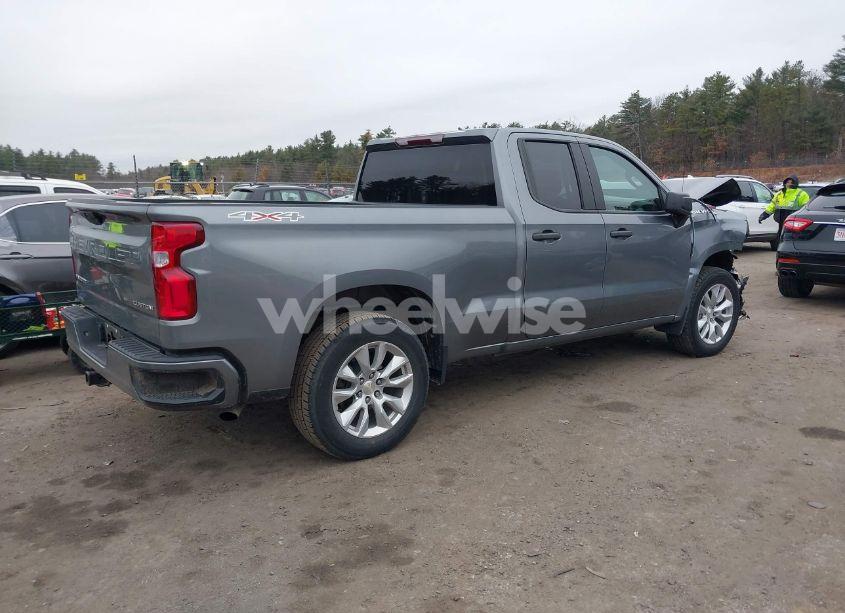 Photo 4 of 2022 Chevrolet Silverado 1500 LTD 4WD DOUBLE CAB STANDARD BED CUSTOM (VIN 1GCRYBEKXNZ184386)