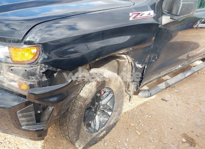 Photo 6 of 2019 Chevrolet Silverado 1500 CUSTOM TRAIL BOSS (VIN 1GCRYCEF0KZ285795)