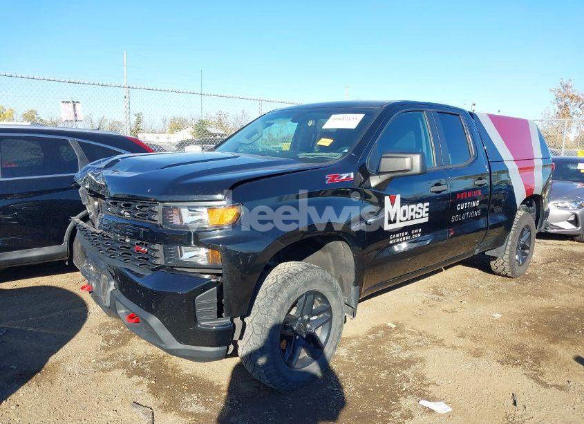 Photo 2 of 2019 Chevrolet Silverado 1500 CUSTOM TRAIL BOSS (VIN 1GCRYCEF0KZ335580)