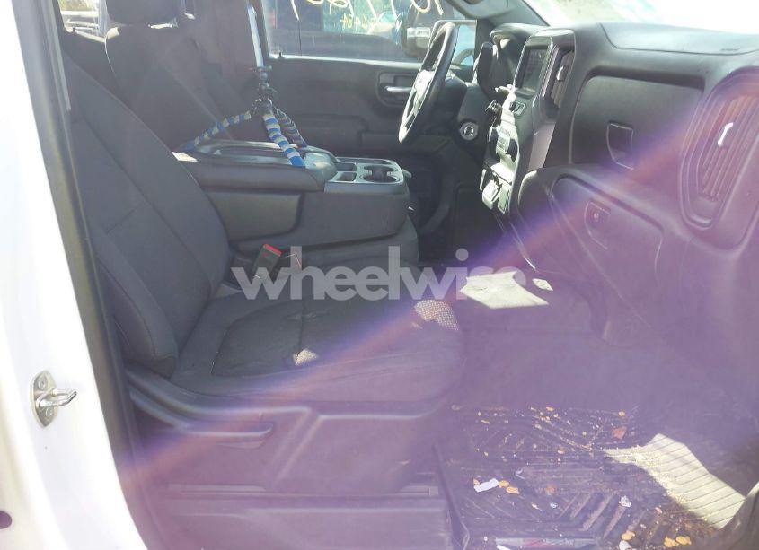 Photo 5 of 2020 Chevrolet Silverado 1500 4WD DOUBLE CAB STANDARD BED CUSTOM TRAIL BOSS (VIN 1GCRYCEF2LZ237152)