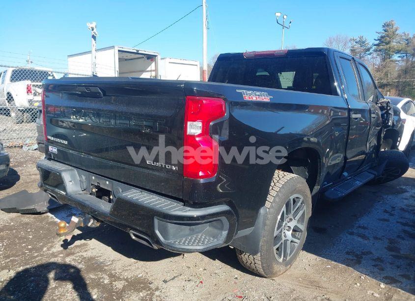 Photo 4 of 2019 Chevrolet Silverado 1500 CUSTOM TRAIL BOSS (VIN 1GCRYCEF3KZ374874)