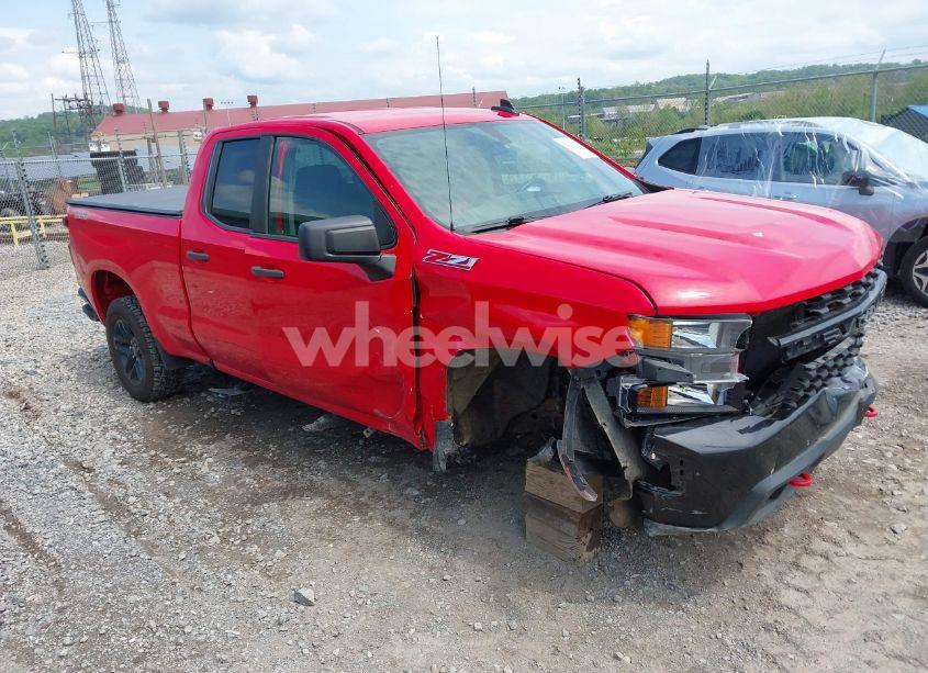 2019 Chevrolet Silverado 1500 CUSTOM TRAIL BOSS (VIN 1GCRYCEF8KZ299721) main photo