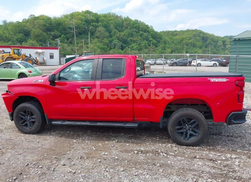 Photo 15 of 2019 Chevrolet Silverado 1500 CUSTOM TRAIL BOSS (VIN 1GCRYCEF8KZ299721)