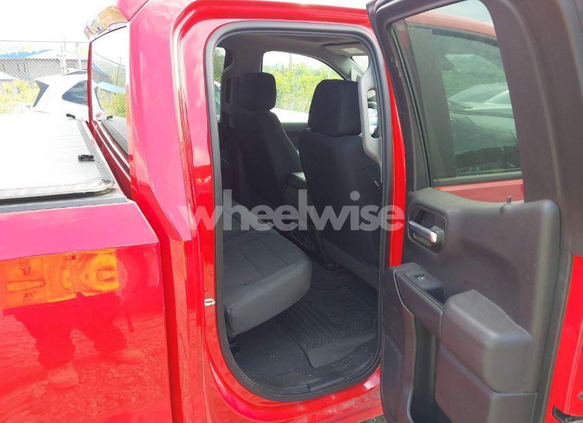 Photo 8 of 2019 Chevrolet Silverado 1500 CUSTOM TRAIL BOSS (VIN 1GCRYCEF8KZ299721)