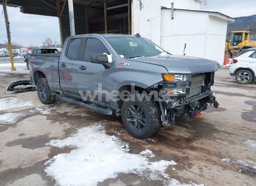 2019 Chevrolet Silverado 1500 CUSTOM TRAIL BOSS (VIN 1GCRYCEF9KZ221254) main photo