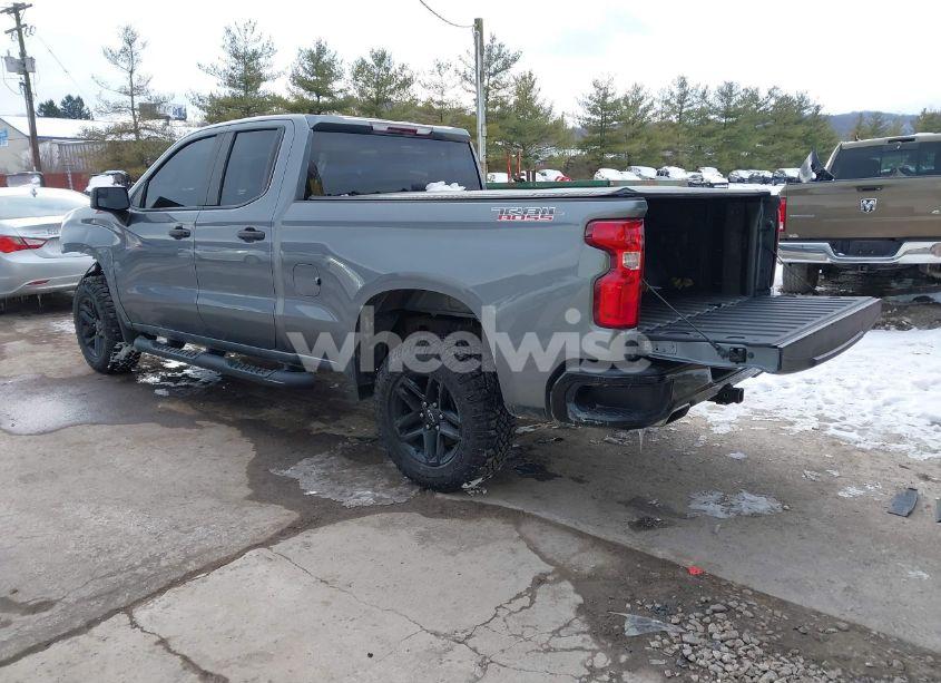 Photo 3 of 2019 Chevrolet Silverado 1500 CUSTOM TRAIL BOSS (VIN 1GCRYCEF9KZ221254)