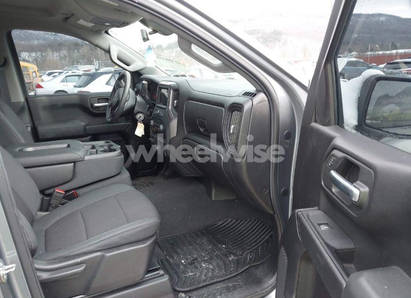 Photo 5 of 2019 Chevrolet Silverado 1500 CUSTOM TRAIL BOSS (VIN 1GCRYCEF9KZ221254)