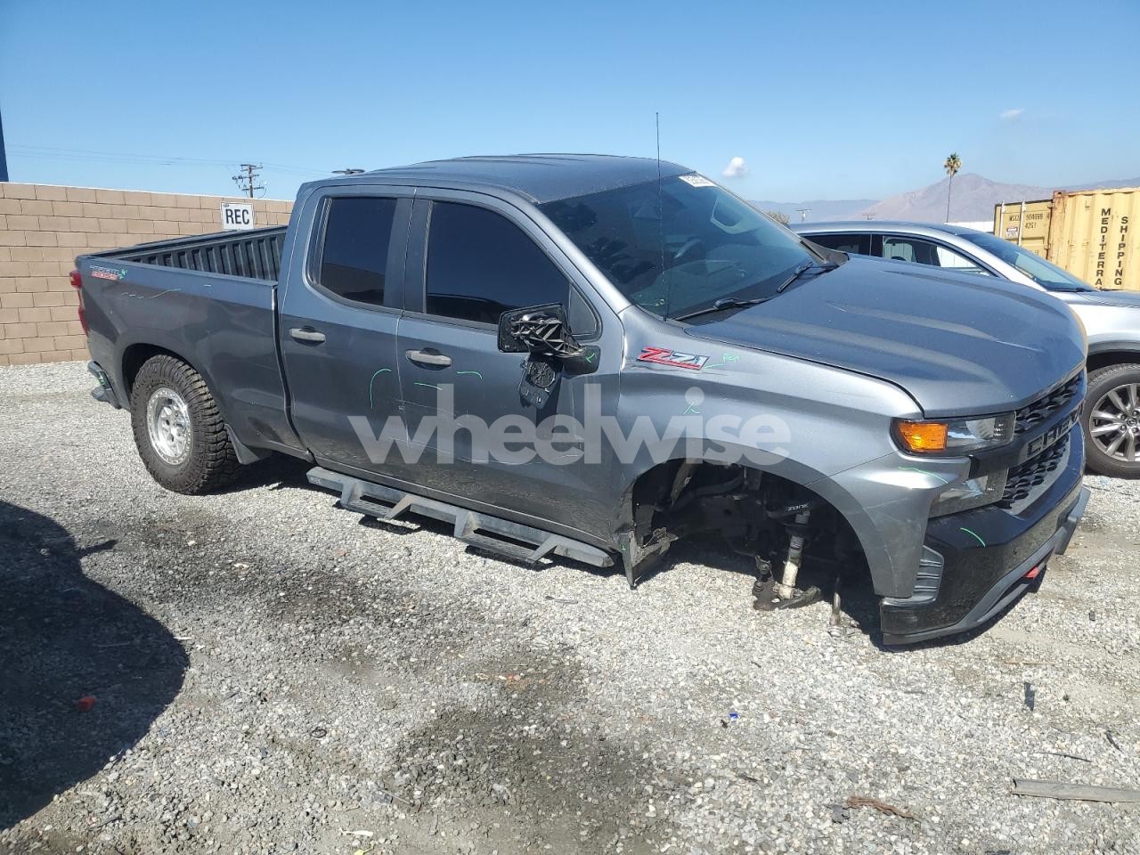 Photo 4 of 2019 CHEVROLET SILVERADO K1500 TRAIL BOSS CUSTOM (VIN 1GCRYCEFXKZ355285)