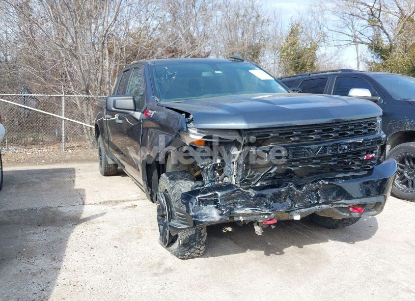 2020 Chevrolet Silverado 1500 4WD DOUBLE CAB STANDARD BED CUSTOM TRAIL BOSS (VIN 1GCRYCEFXLZ232491) main photo