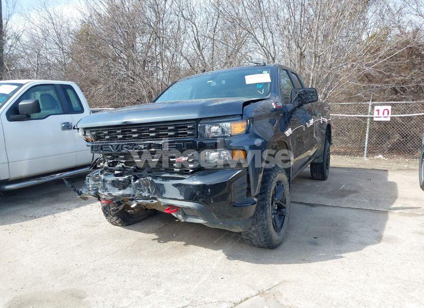 Photo 2 of 2020 Chevrolet Silverado 1500 4WD DOUBLE CAB STANDARD BED CUSTOM TRAIL BOSS (VIN 1GCRYCEFXLZ232491)