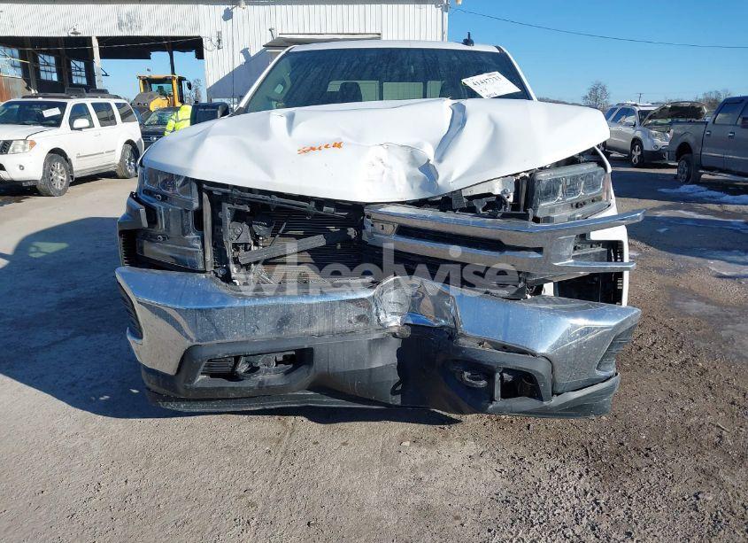 Photo 6 of 2019 Chevrolet Silverado 1500 LT (VIN 1GCRYDED0KZ318072)