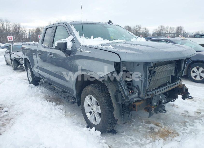 2019 Chevrolet Silverado 1500 LT (VIN 1GCRYDED2KZ308384) main photo