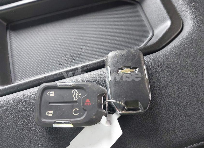 Photo 11 of 2019 Chevrolet Silverado 1500 LT (VIN 1GCRYDED2KZ308384)