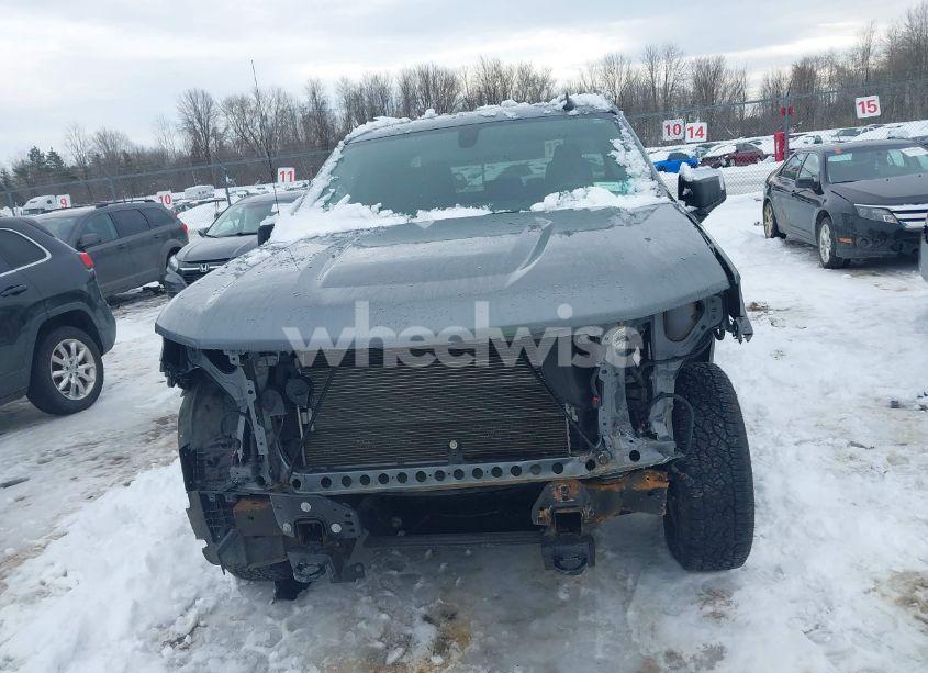 Photo 12 of 2019 Chevrolet Silverado 1500 LT (VIN 1GCRYDED2KZ308384)