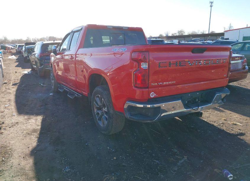 Photo 3 of 2021 Chevrolet Silverado 1500 4WD STANDARD BED LT (VIN 1GCRYDED2MZ125957)