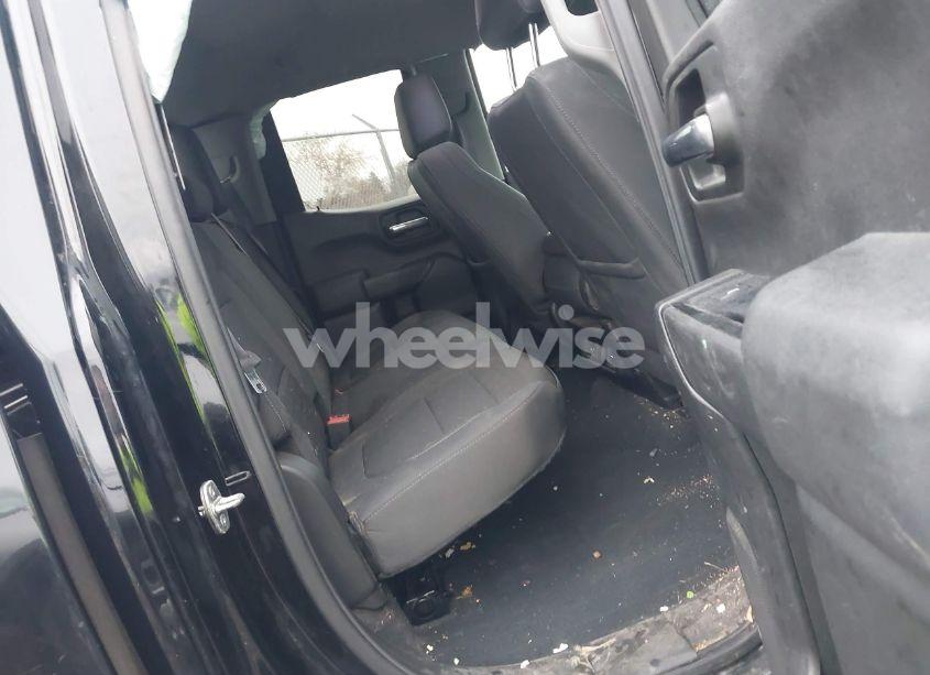 Photo 8 of 2019 Chevrolet Silverado 1500 LT (VIN 1GCRYDED3KZ349851)