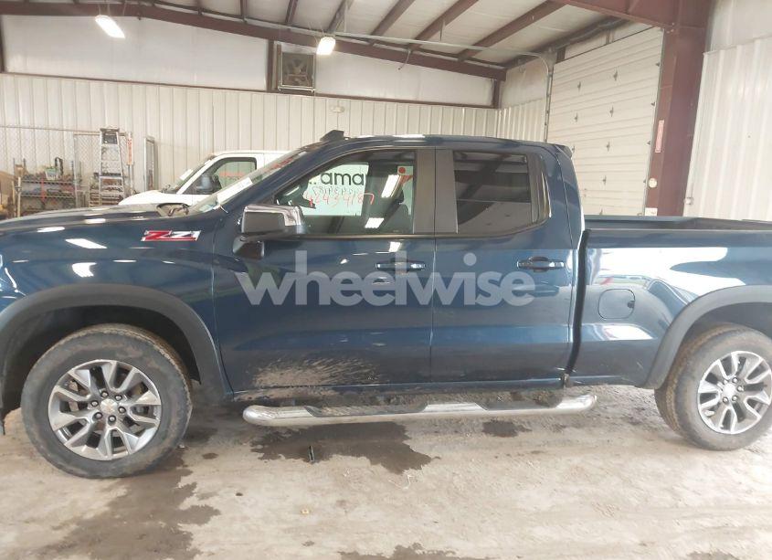 Photo 15 of 2021 Chevrolet Silverado 1500 4WD DOUBLE CAB STANDARD BED LT (VIN 1GCRYDED3MZ138684)