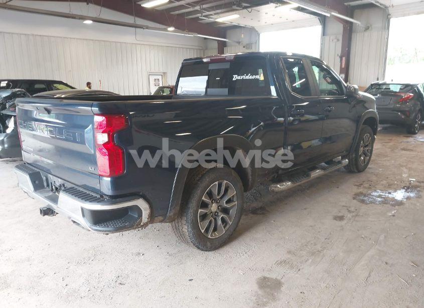 Photo 4 of 2021 Chevrolet Silverado 1500 4WD DOUBLE CAB STANDARD BED LT (VIN 1GCRYDED3MZ138684)
