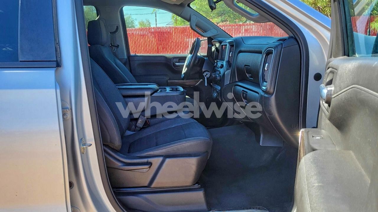 Photo 5 of 2020 CHEVROLET SILVERADO K1500 LT (VIN 1GCRYDED4LZ121987)