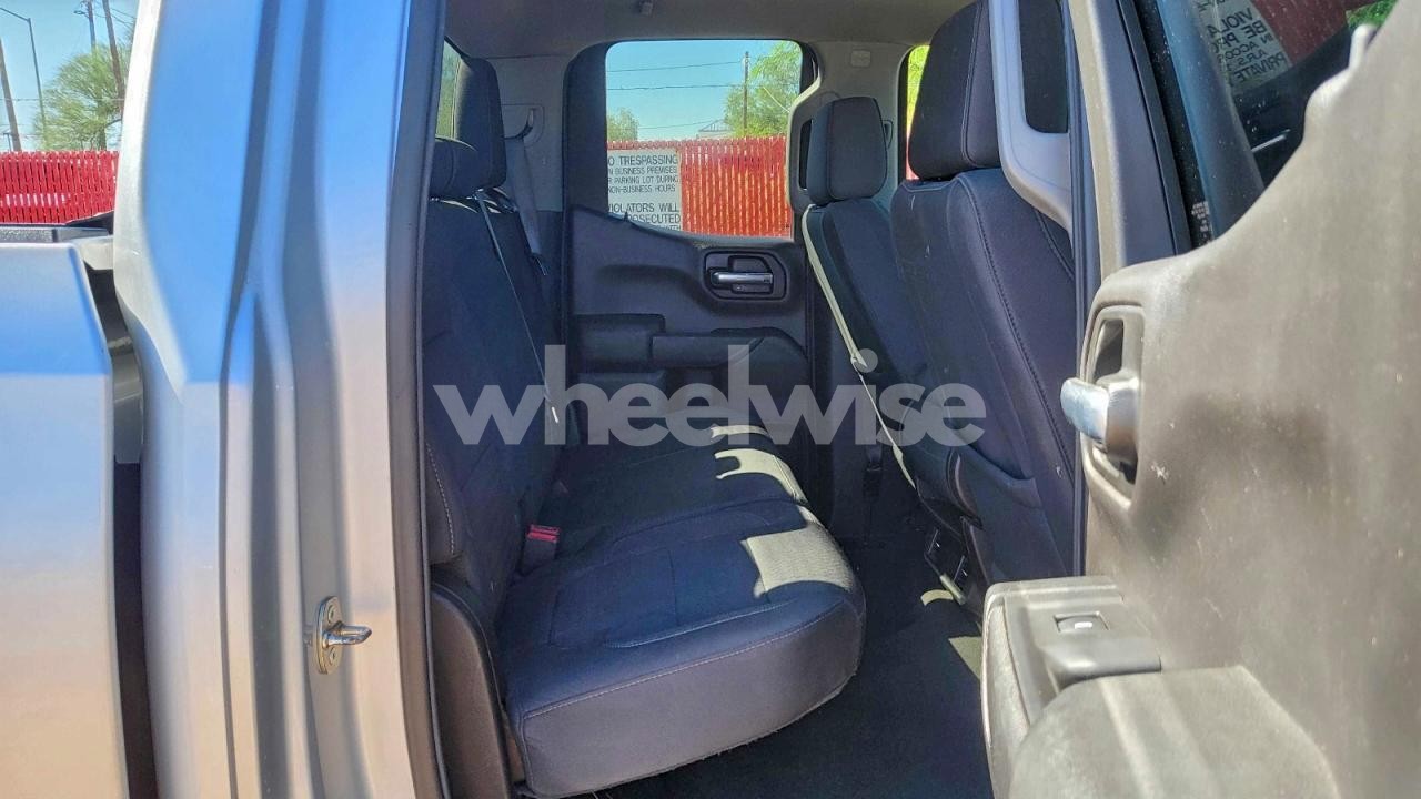 Photo 6 of 2020 CHEVROLET SILVERADO K1500 LT (VIN 1GCRYDED4LZ121987)