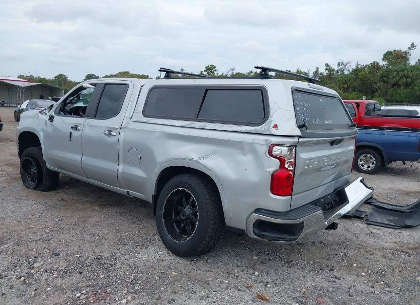 Photo 3 of 2020 Chevrolet Silverado 1500 (VIN 1GCRYDED4LZ320327)