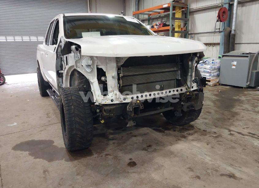 Photo 6 of 2019 Chevrolet Silverado 1500 LT (VIN 1GCRYDED6KZ267452)