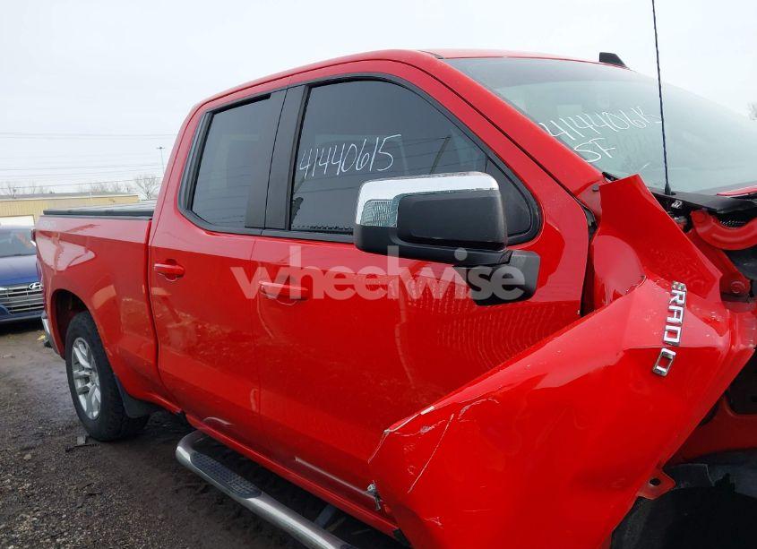 Photo 13 of 2019 Chevrolet Silverado 1500 LT (VIN 1GCRYDED6KZ269394)