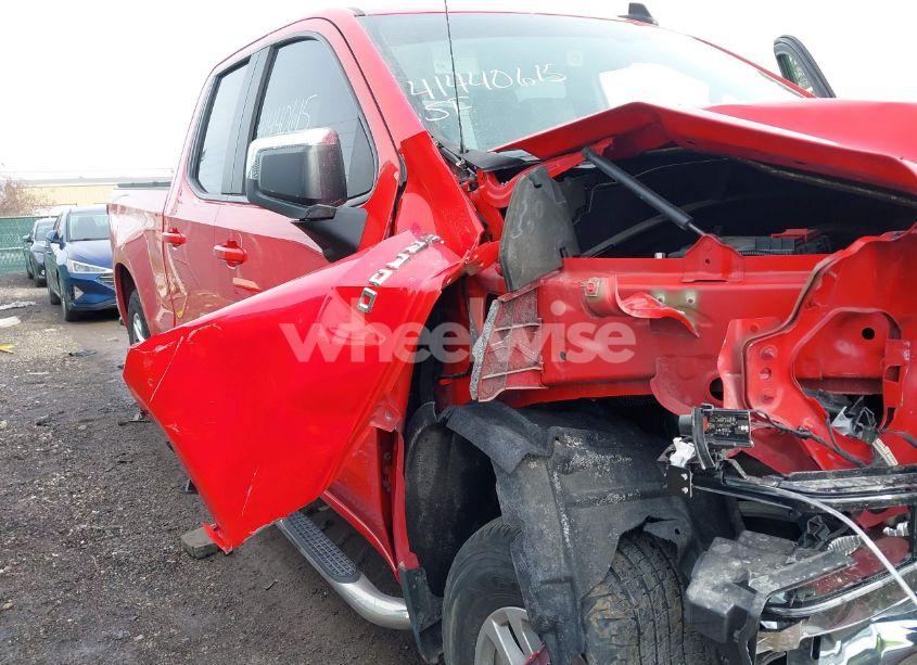 Photo 18 of 2019 Chevrolet Silverado 1500 LT (VIN 1GCRYDED6KZ269394)