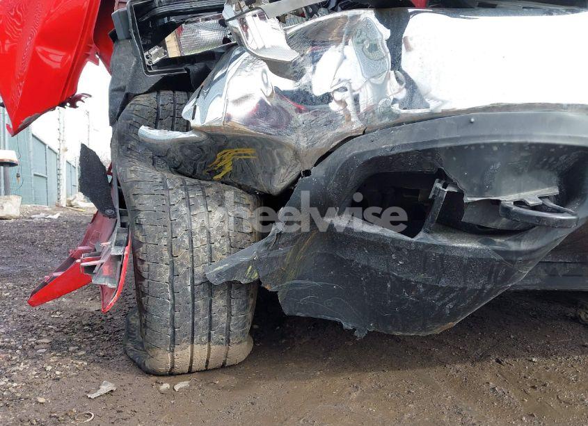 Photo 19 of 2019 Chevrolet Silverado 1500 LT (VIN 1GCRYDED6KZ269394)