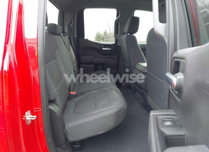 Photo 8 of 2019 Chevrolet Silverado 1500 LT (VIN 1GCRYDED6KZ269394)