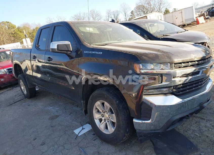 2019 Chevrolet Silverado 1500 LT (VIN 1GCRYDED6KZ389583) main photo
