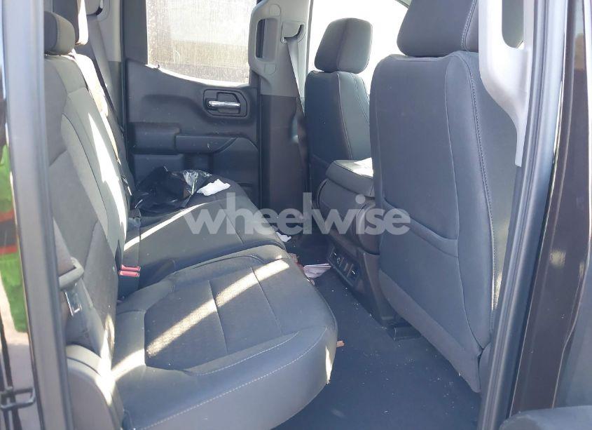 Photo 8 of 2019 Chevrolet Silverado 1500 LT (VIN 1GCRYDED6KZ389583)