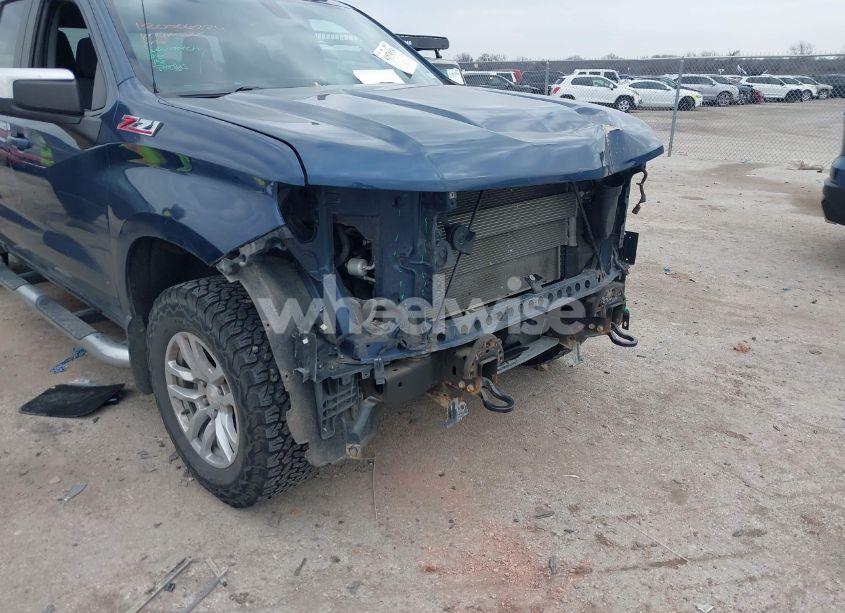 Photo 6 of 2019 Chevrolet Silverado 1500 LT (VIN 1GCRYDED7KZ246898)