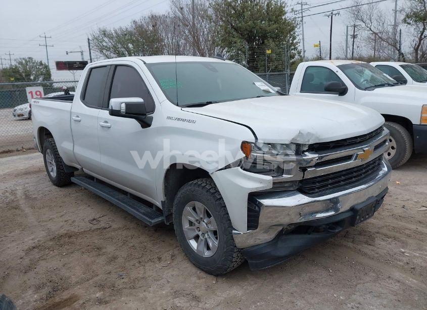 2019 Chevrolet Silverado 1500 LT (VIN 1GCRYDED7KZ349058) main photo