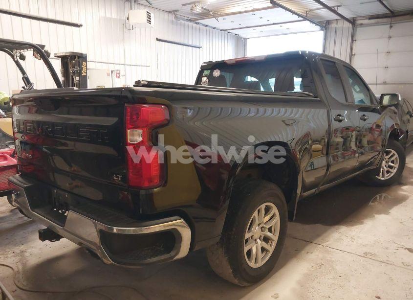 Photo 4 of 2019 Chevrolet Silverado 1500 LT (VIN 1GCRYDED8KZ223842)