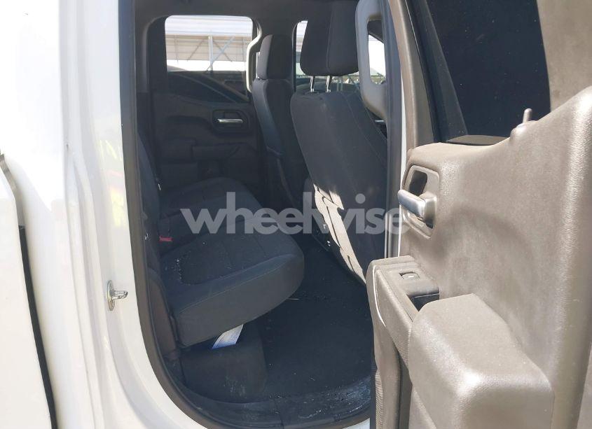 Photo 8 of 2019 Chevrolet Silverado 1500 LT (VIN 1GCRYDED9KZ239788)