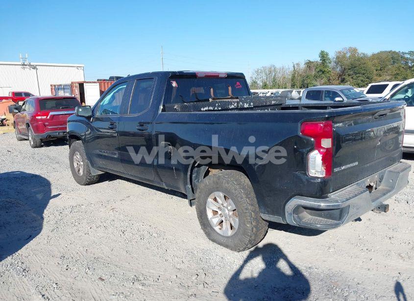Photo 3 of 2020 Chevrolet Silverado 1500 4WD STANDARD BED LT (VIN 1GCRYDED9LZ256933)