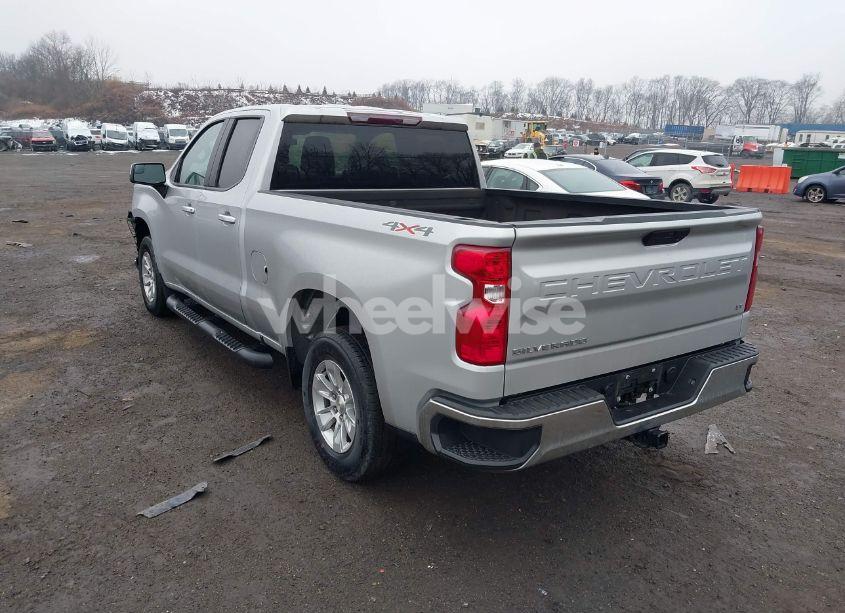 Photo 3 of 2020 Chevrolet Silverado 1500 4WD DOUBLE CAB STANDARD BED LT (VIN 1GCRYDED9LZ331579)