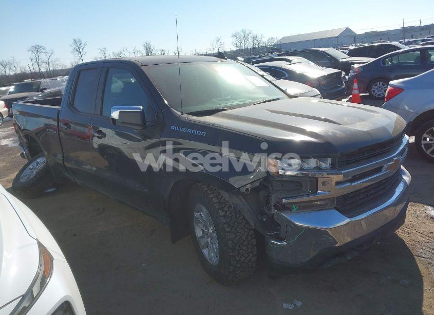 2020 Chevrolet Silverado 1500 4WD DOUBLE CAB STANDARD BED LT (VIN 1GCRYDED9LZ351041) main photo